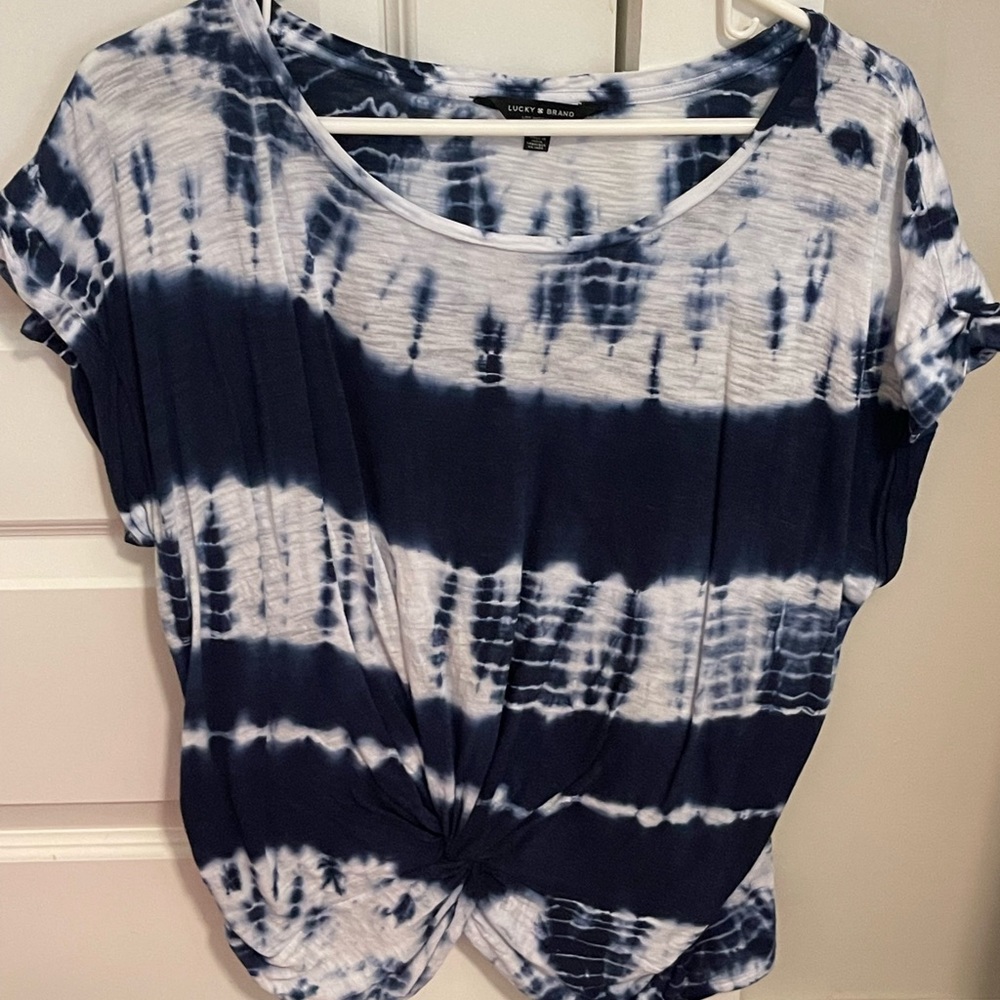 Lucky Brand Tee (M)